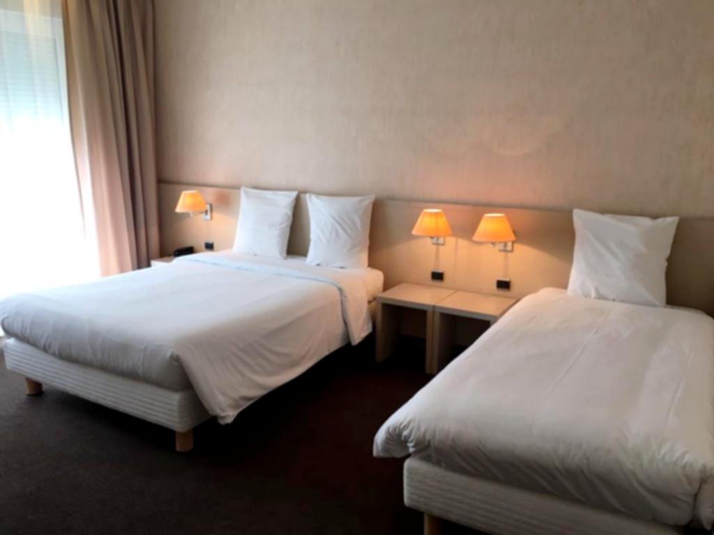 Hotel Restaurant Tivoli - Basel Airport Huningue Kültér fotó