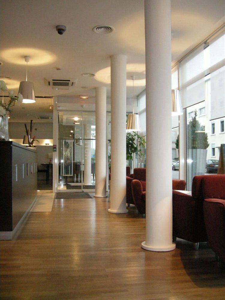 Hotel Restaurant Tivoli - Basel Airport Huningue Kültér fotó