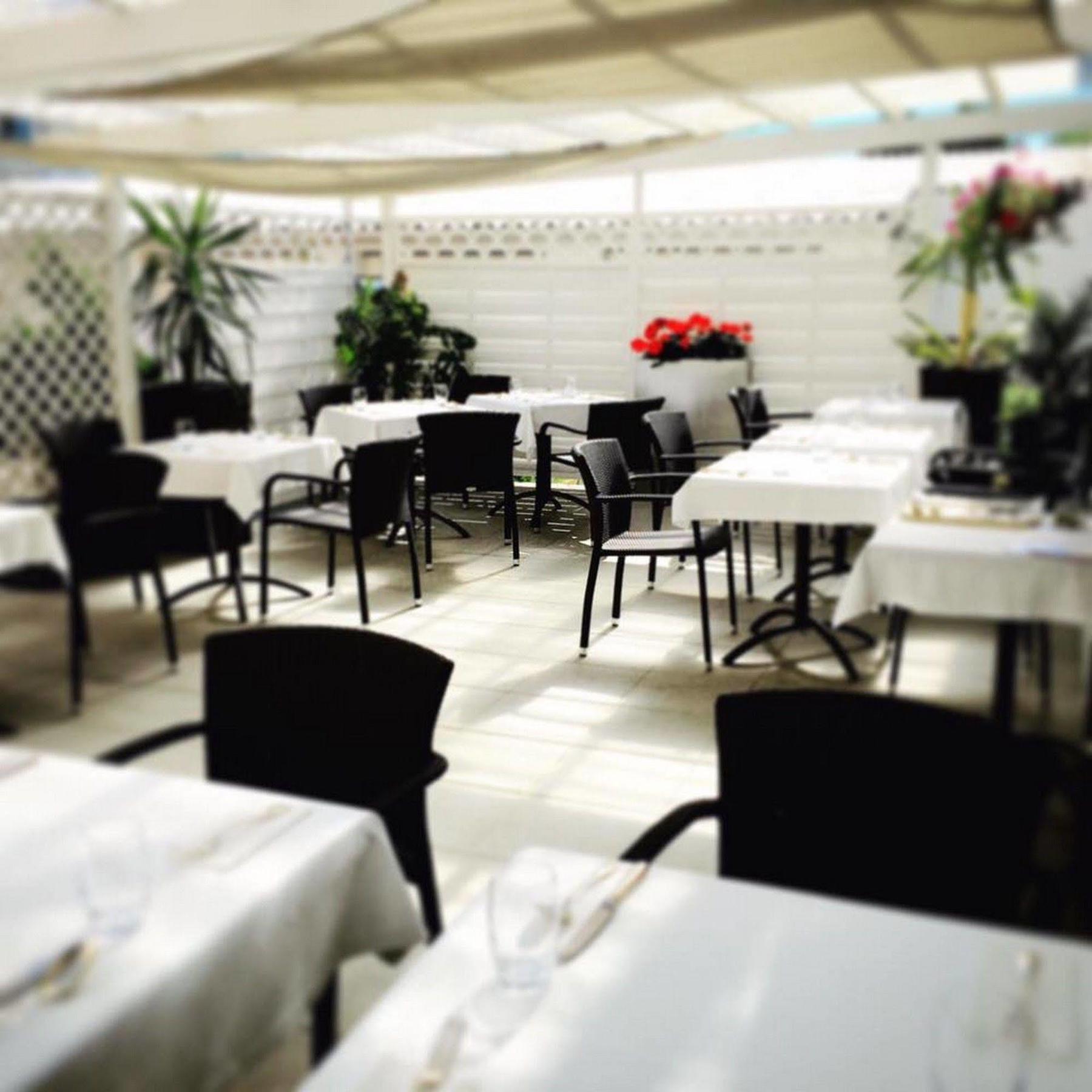 Hotel Restaurant Tivoli - Basel Airport Huningue Kültér fotó